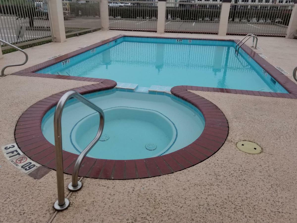 Homebridge Inn And Suites Beaumont Dış mekan fotoğraf